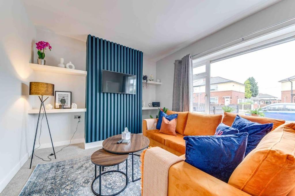 The Collier's Rest: 3 Bed In South Yorks With Parking & Garden. * Barnsley